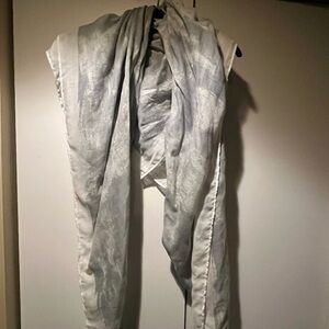 Target Women’s White Silver Scarf